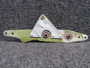 0814007-1 (Use: 0814007-3) Cessna 310Q Elevator Bellcrank Assembly Aft